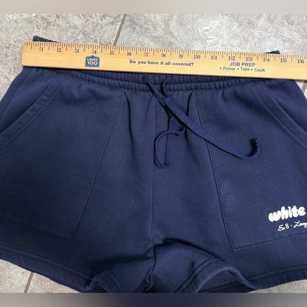 White Fox Navy Women's Lounge Shorts size Large - Picture 5 of 6